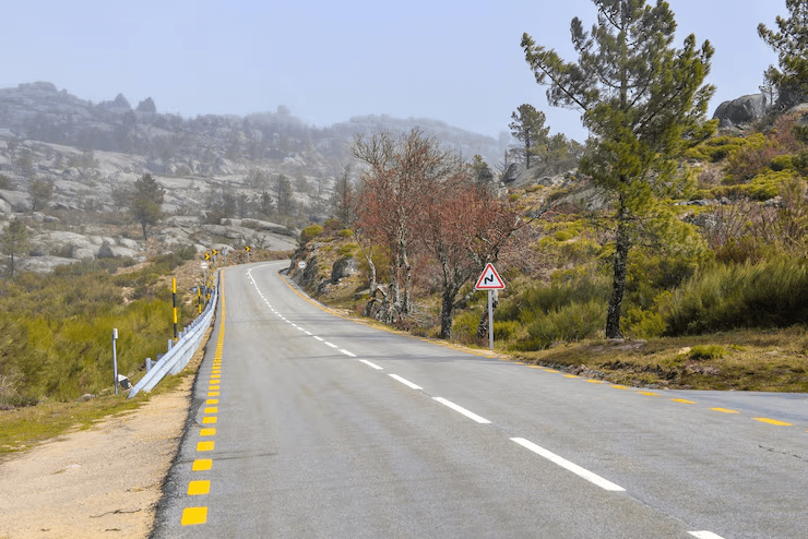 Manali to Chandigarh Innova Crysta Taxi Service | Book Now - Main Image