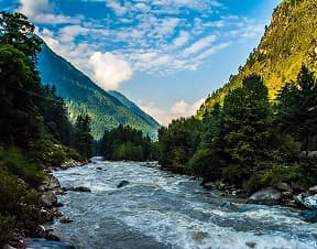 Kheerganga Trek – Himachal Adventure & Camping Tours