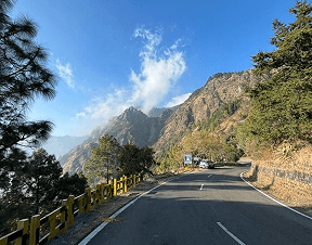 Chandigarh to Dharamshala One-Way Taxi Service
